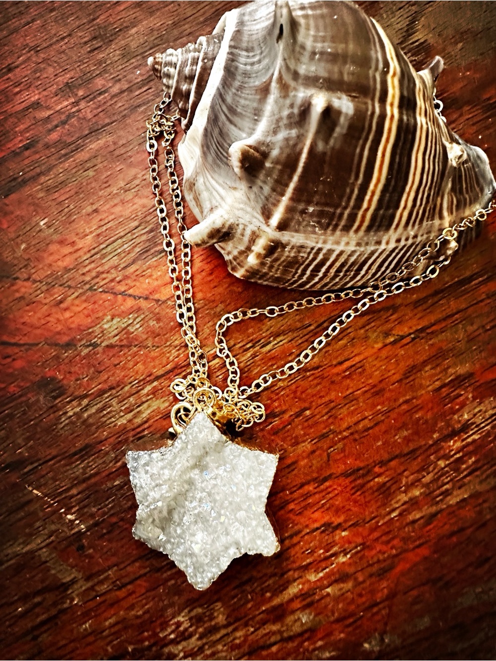 Star Druzy Pendant Necklace